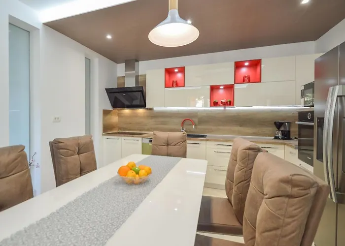 Daire Mornar-5 By Interhome Trogir