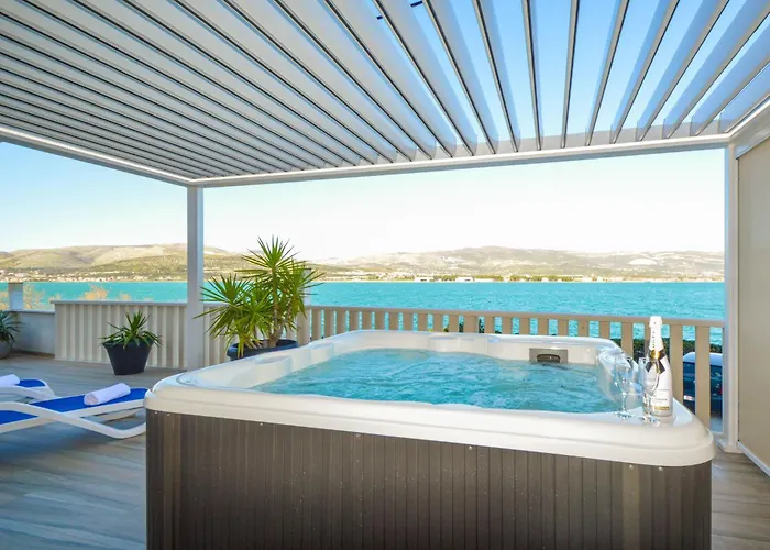 Mornar-5 By Interhome Trogir