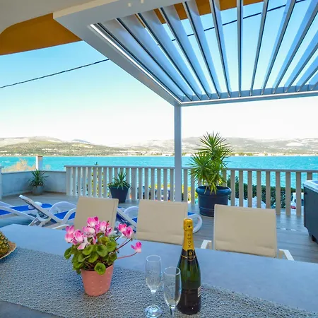 Mornar-5 By Interhome Apartament Trogir