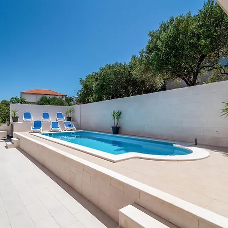 Apartament Mornar-5 By Interhome Trogir